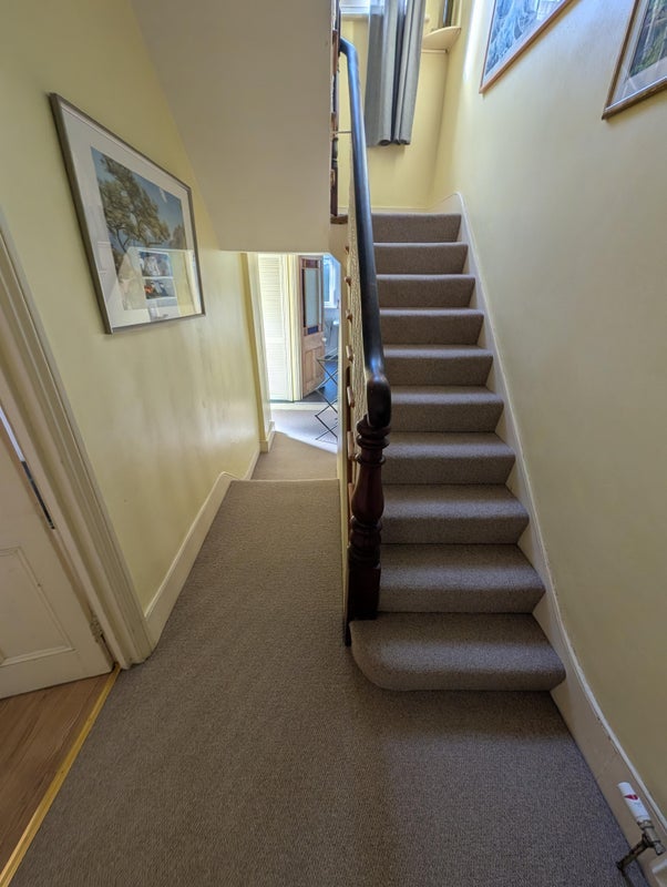 Room Montague Road in Greater London
