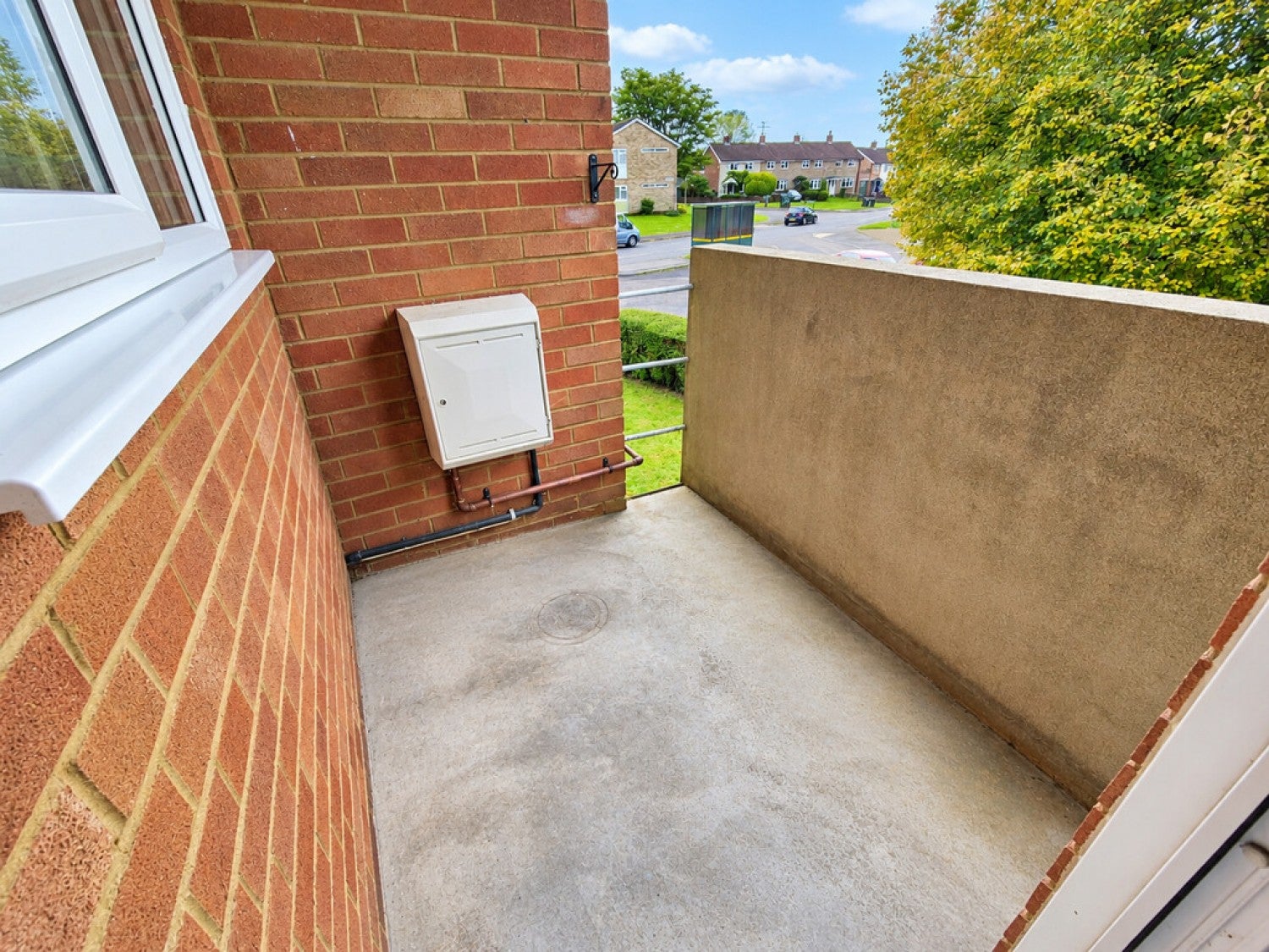 Flat St Peter's Road in Basingstoke and Deane