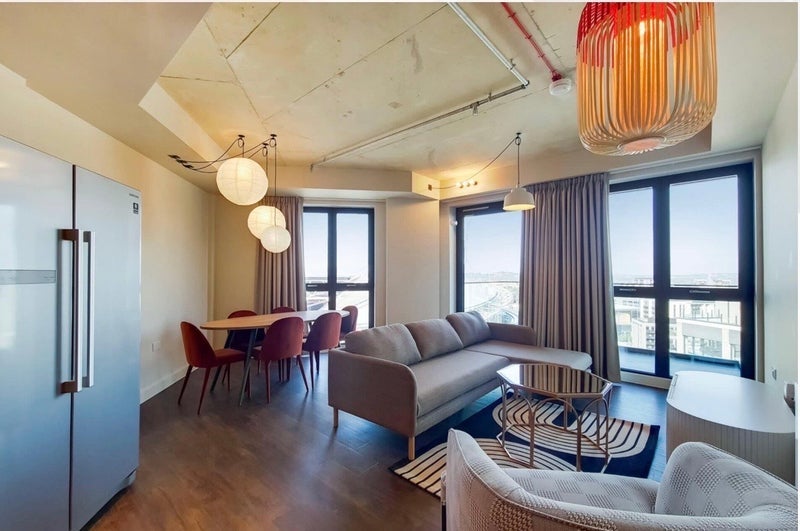 Room Wellers Way in Greater London