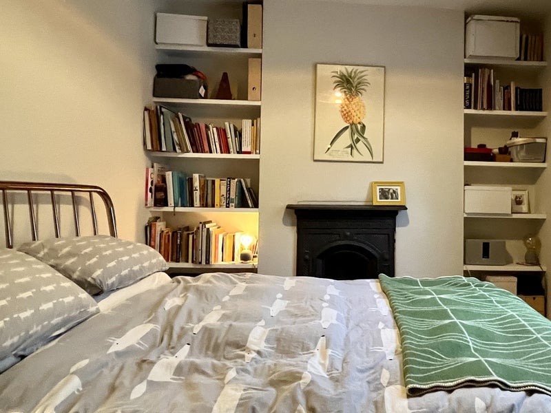 Room Cobourg Road in Bristol