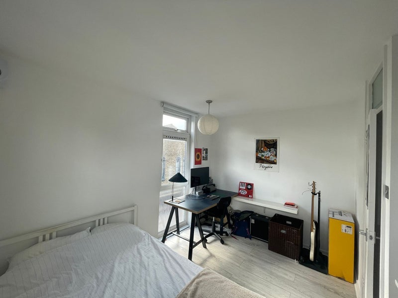 Room Teversham Lane in Greater London
