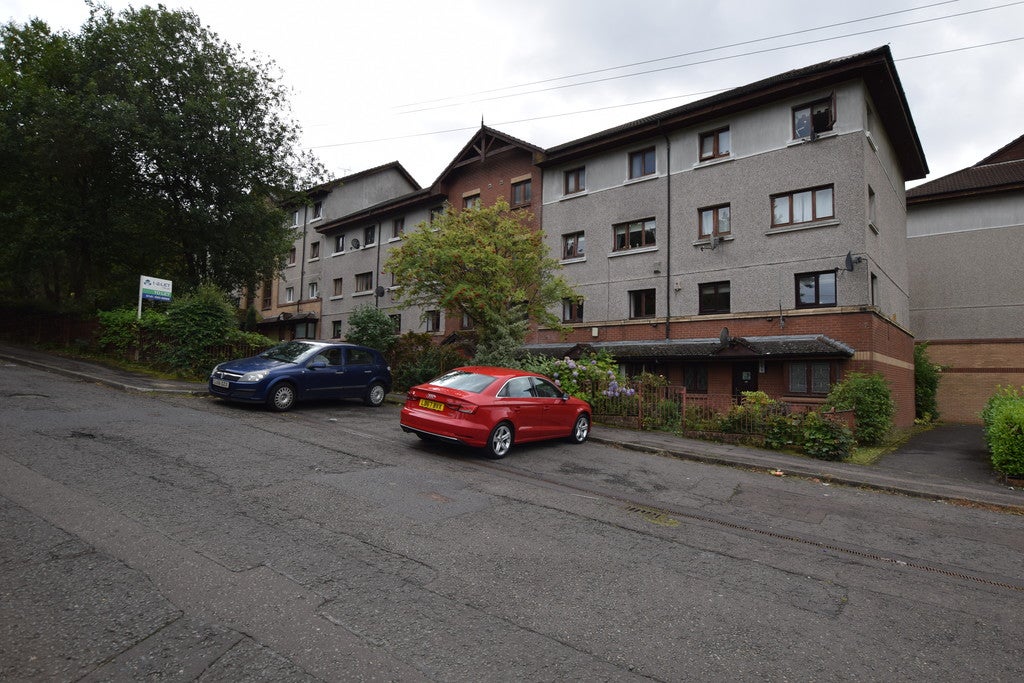 Flat Ratho Drive in Glasgow