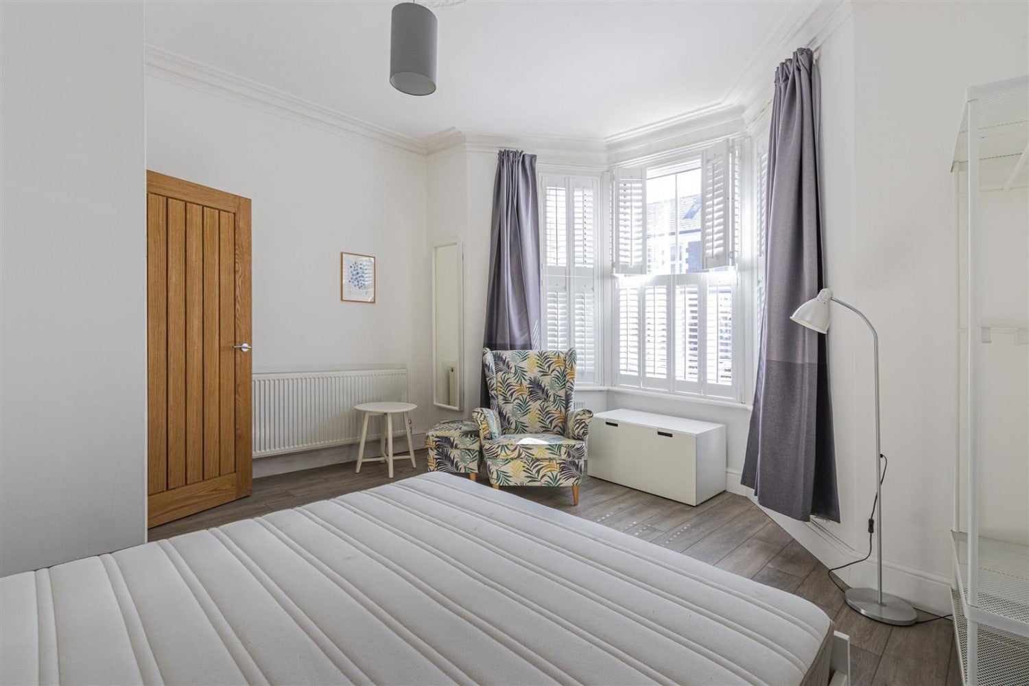 Flat Gileston Road in Cardiff