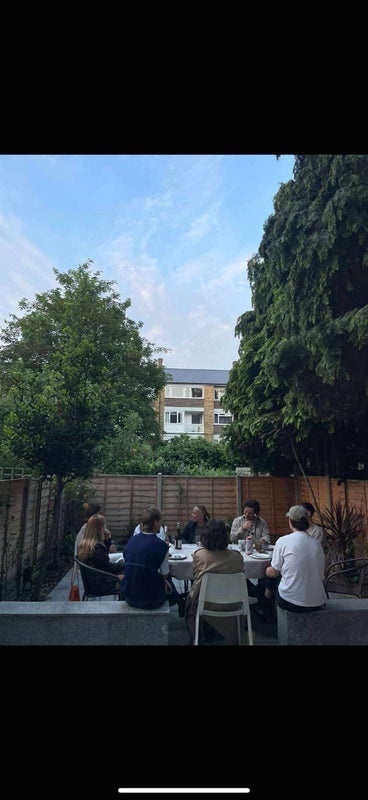 Room Harpley Square in Greater London