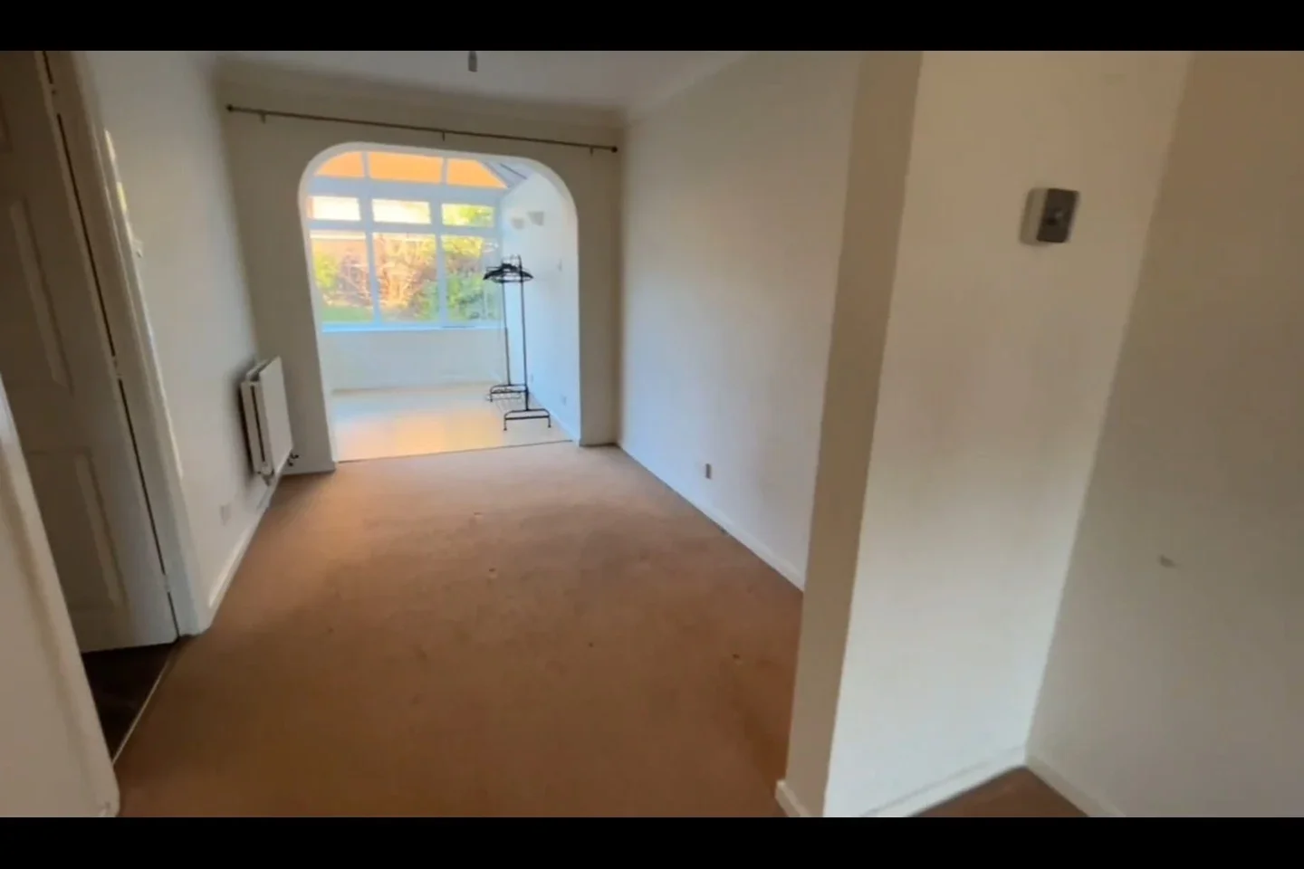 House Elveden Close in Luton
