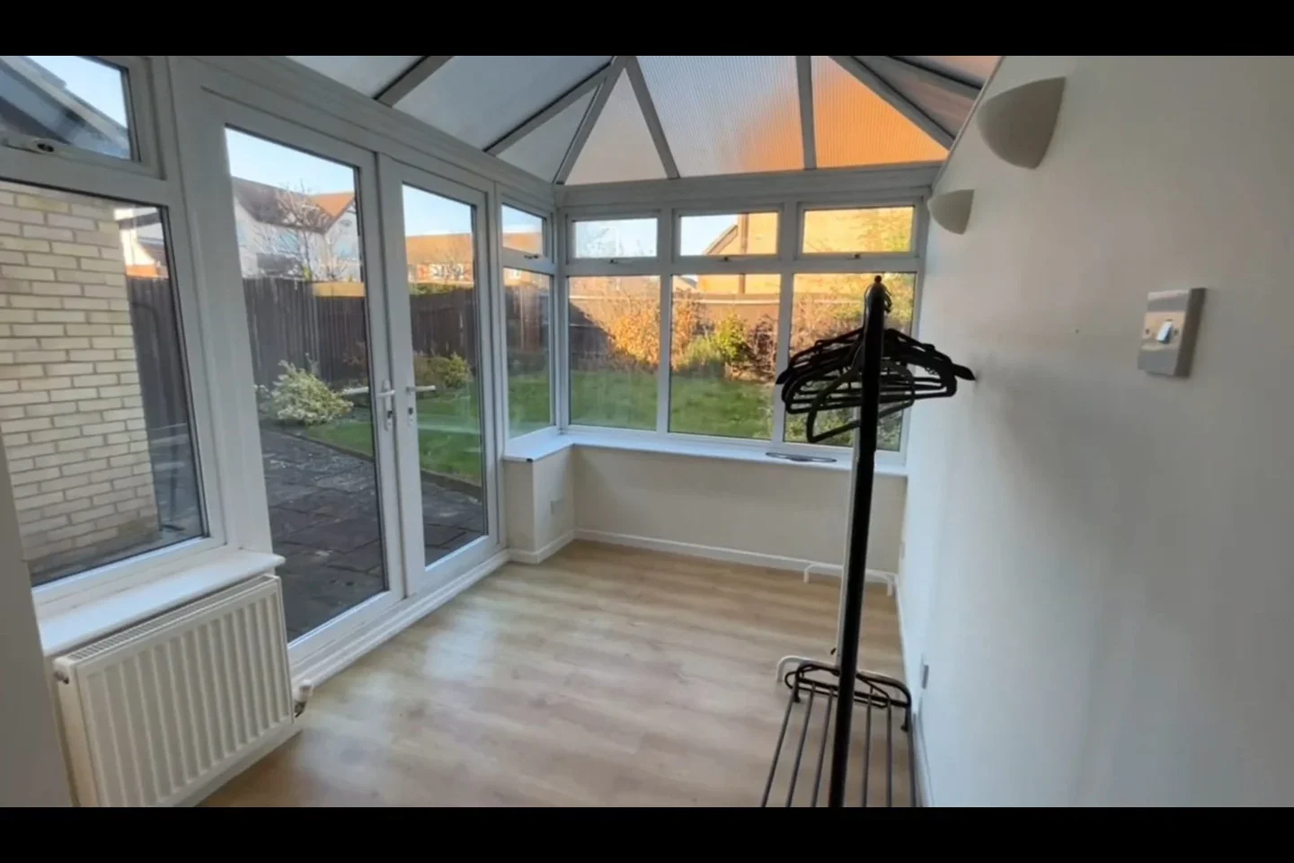 House Elveden Close in Luton