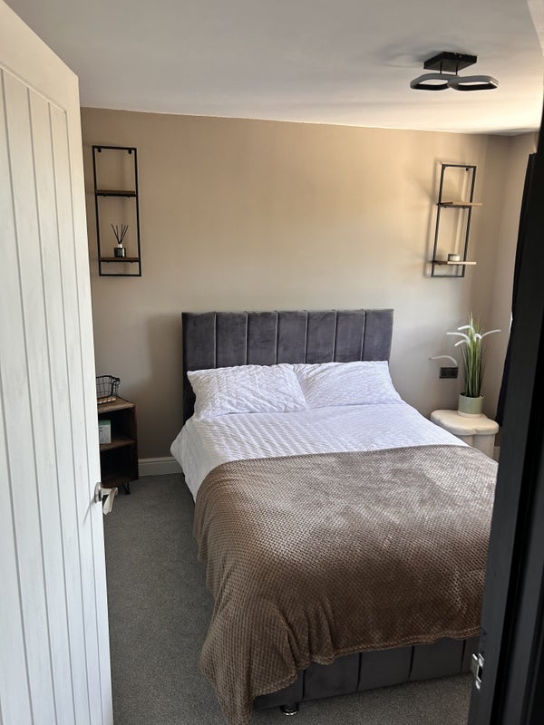 Room Douglas Road in Maidstone