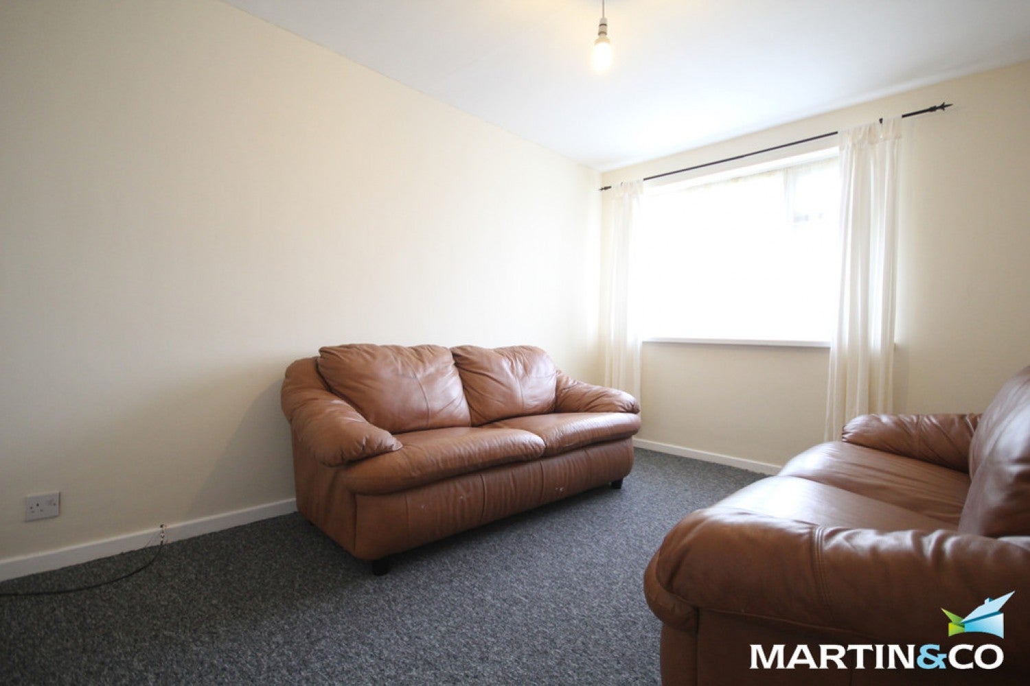 Flat Overton Place in Sandwell