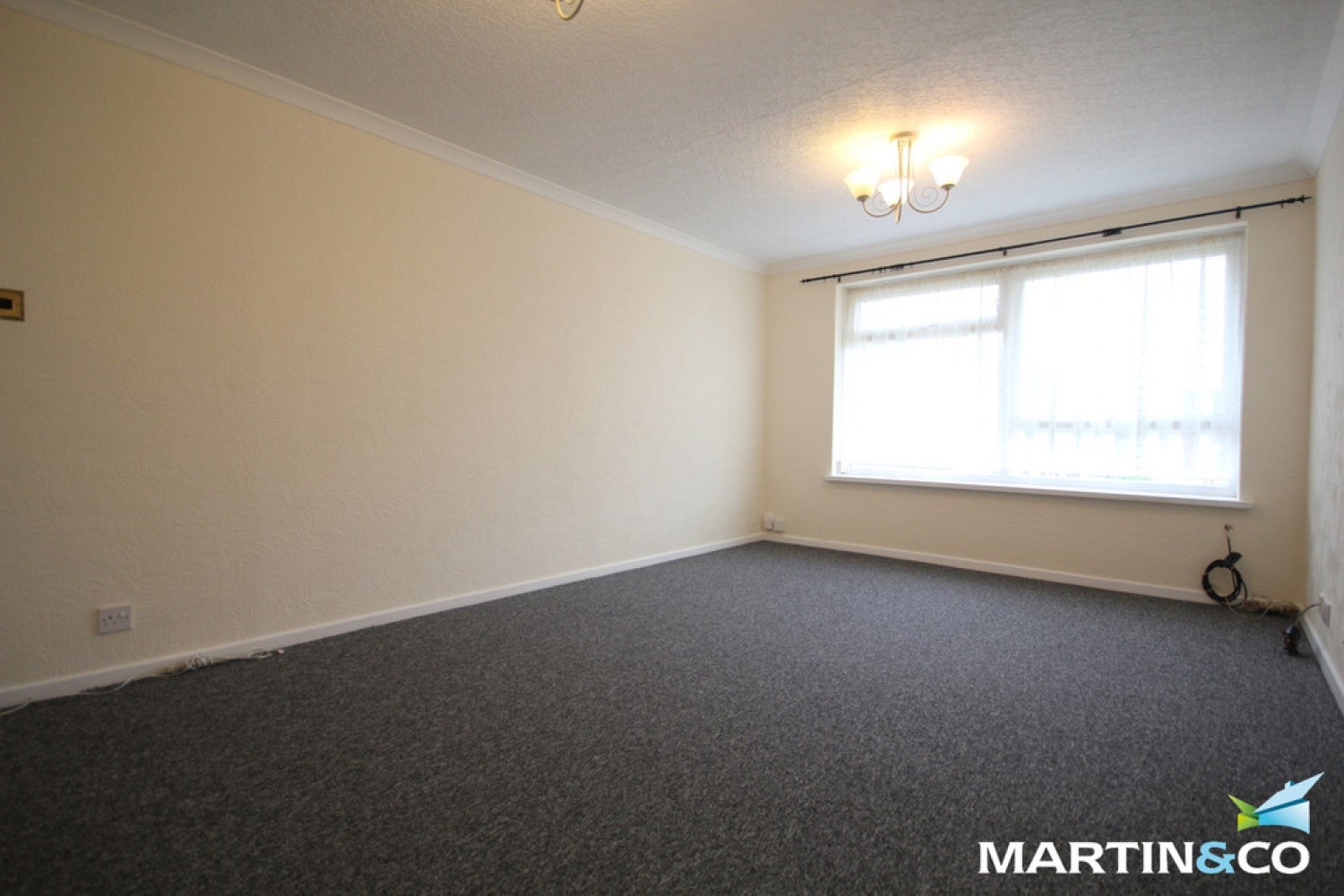 Flat Overton Place in Sandwell