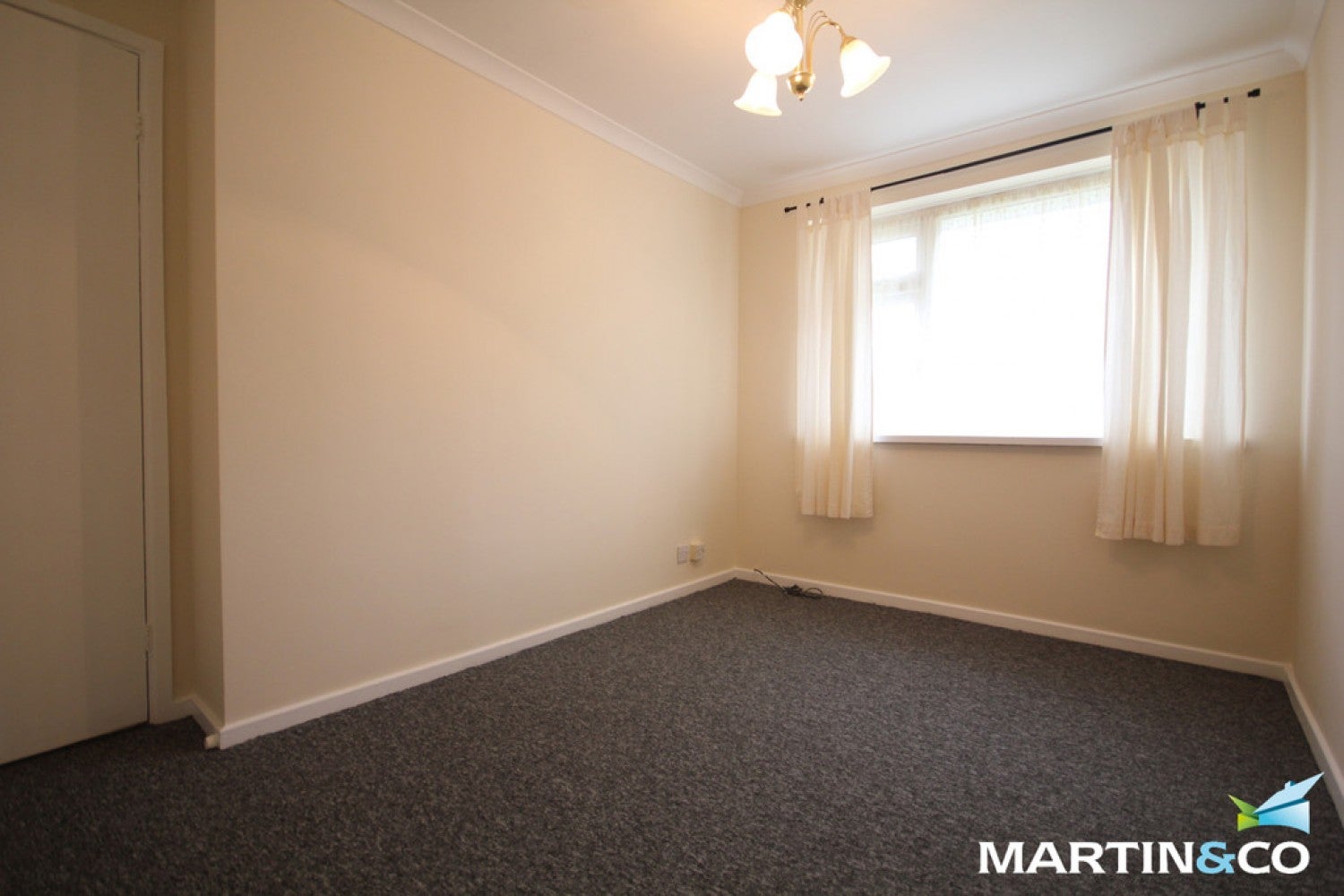 Flat Overton Place in Sandwell
