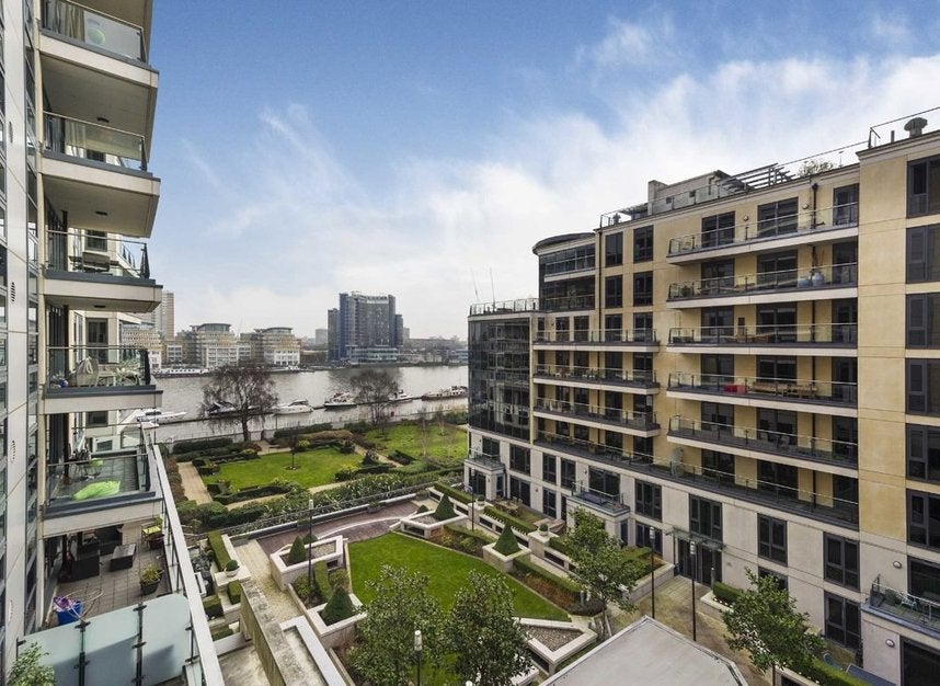 Flat The Boulevard in Greater London