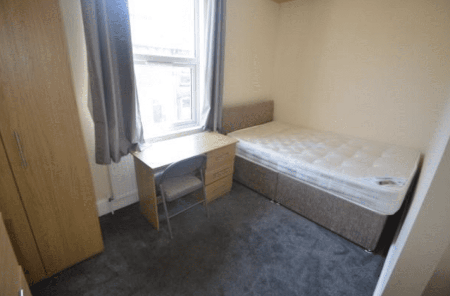 Flat Welton Grove in Leeds