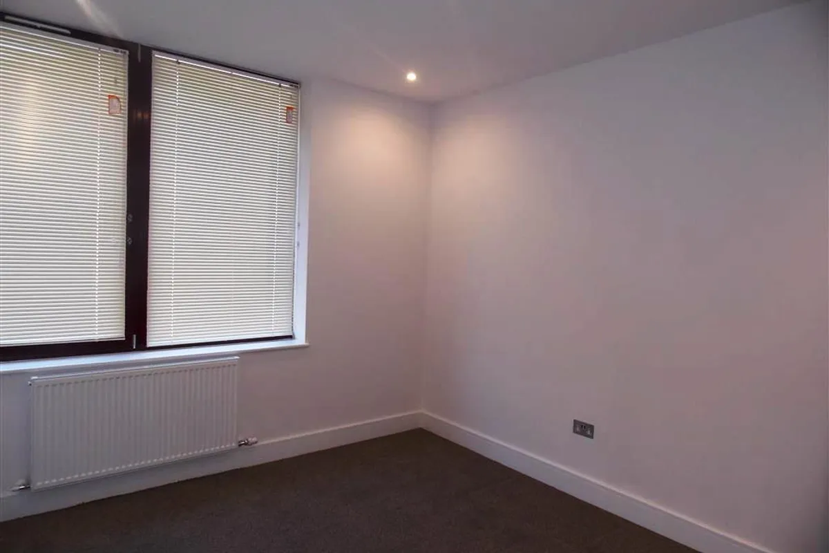 Flat Albert Road in Reigate and Banstead