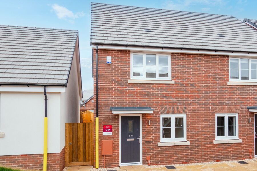 Flat Tudor Close in Totton and Eling