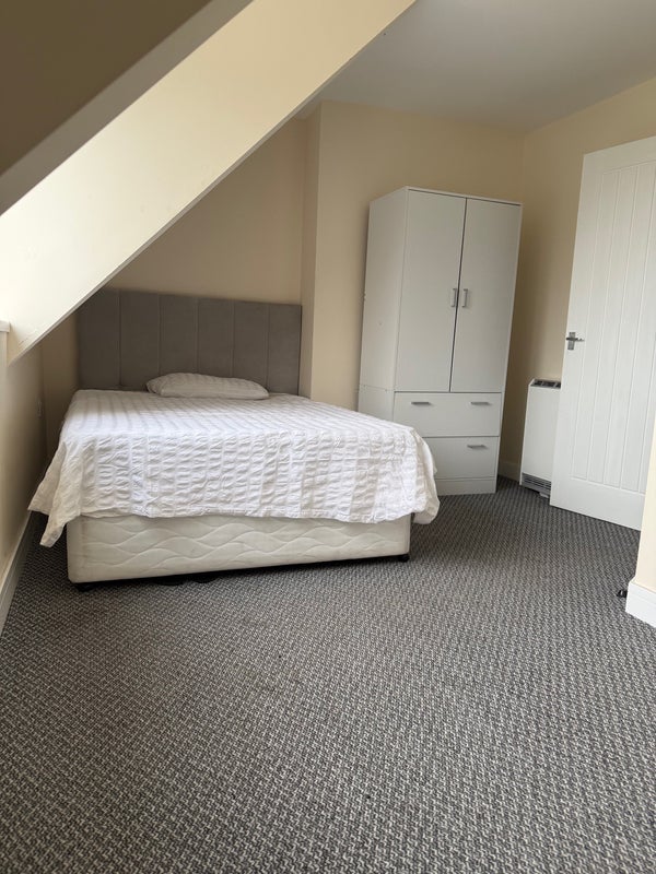 Room Beaumont Drive in North Tyneside