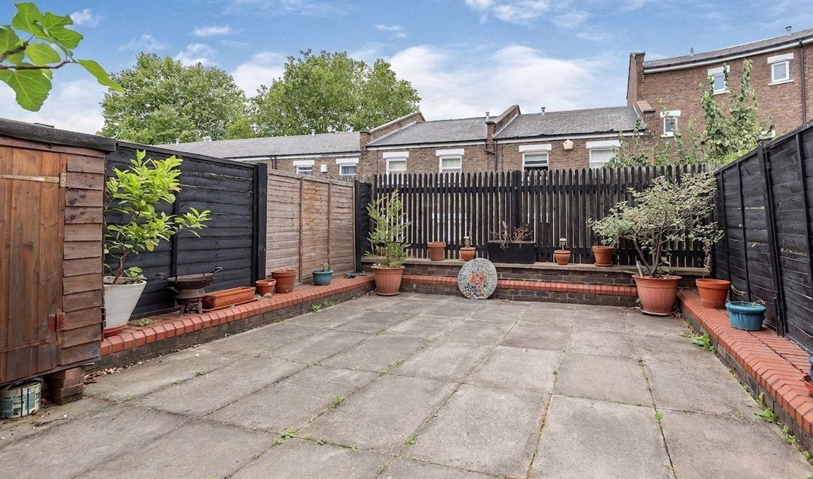 House Heralds Place in Greater London