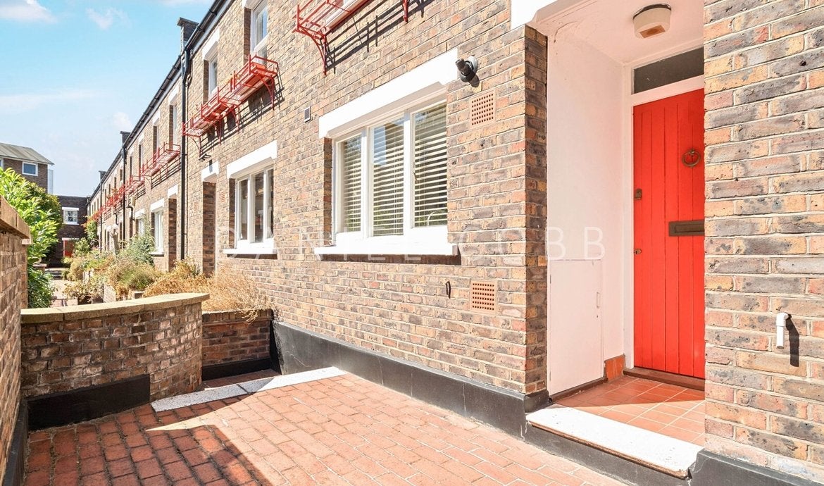House Heralds Place in Greater London