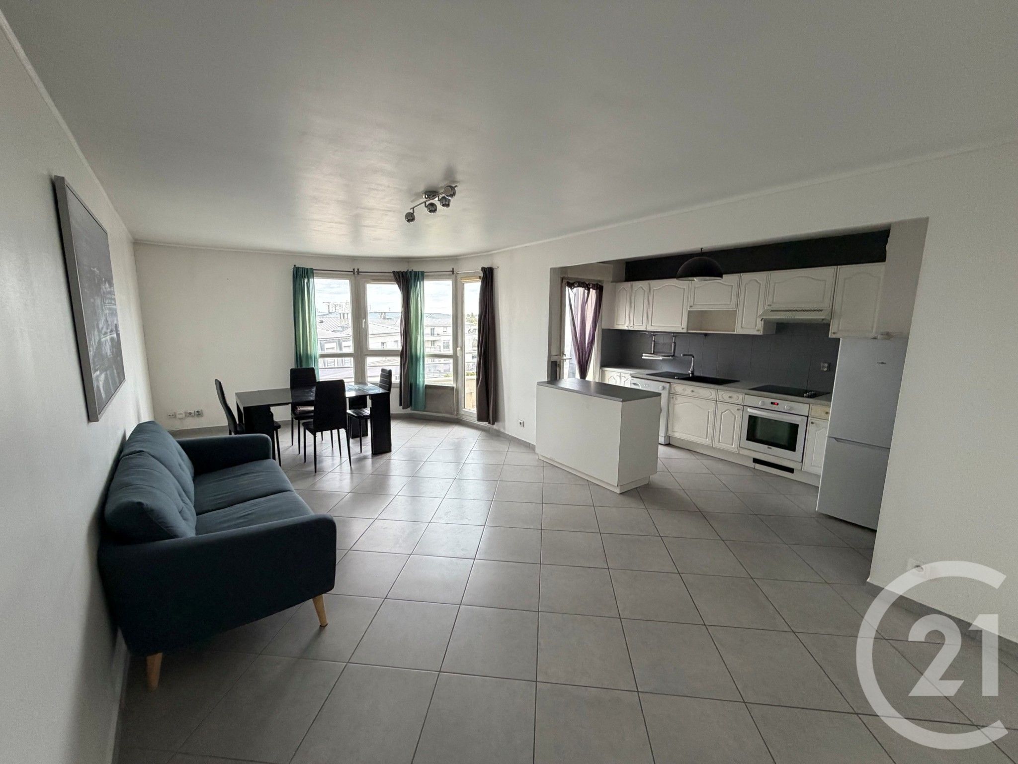Appartement Place des Déportés à Le Bourget