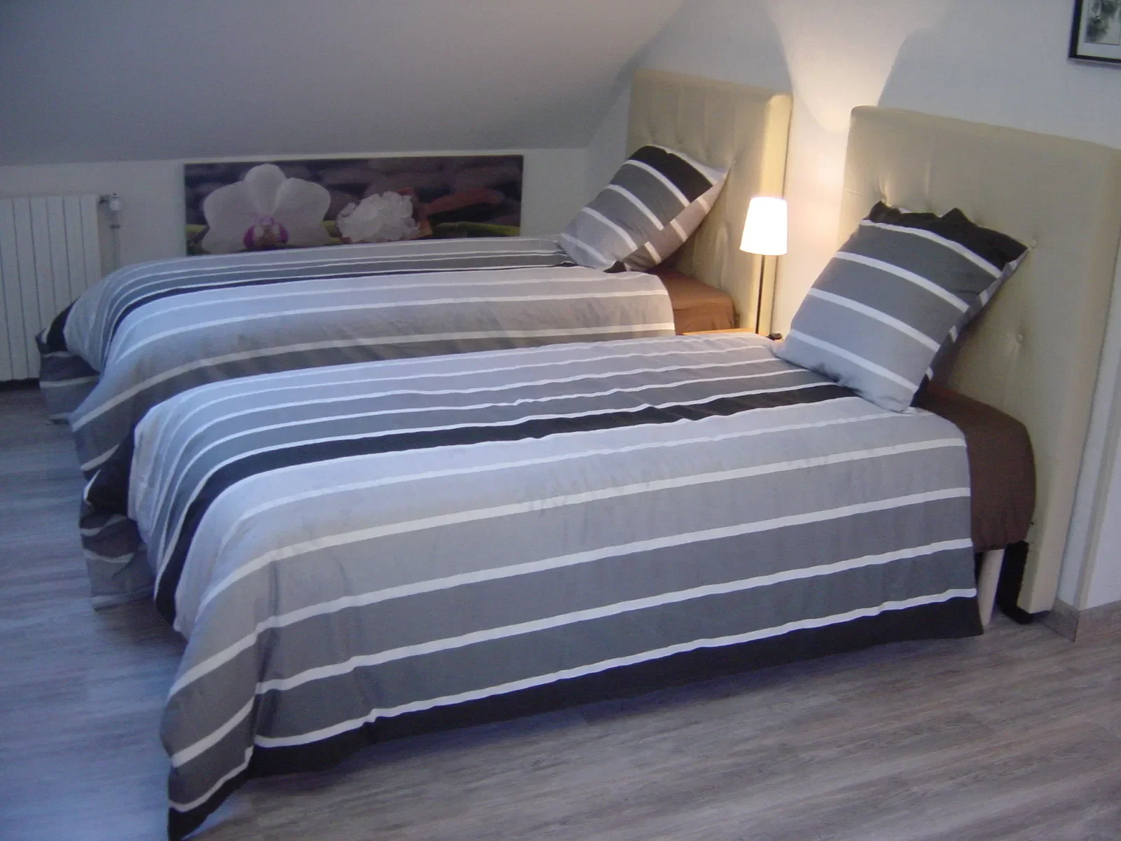 Room Rue de la Motte in Annoire