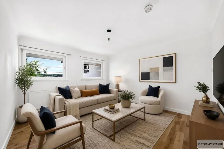 Flat Whiteside Court in Bathgate