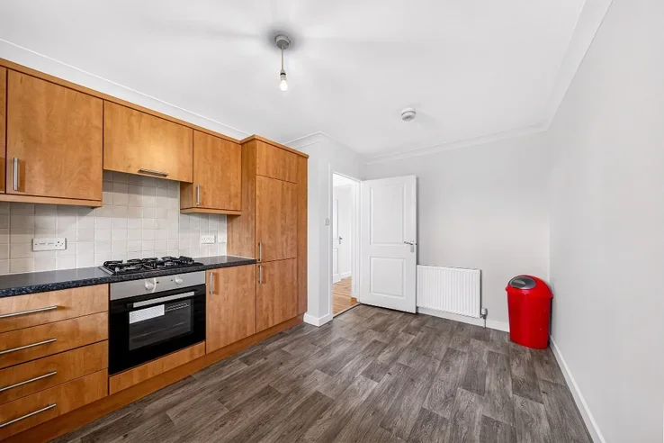 Flat Whiteside Court in Bathgate