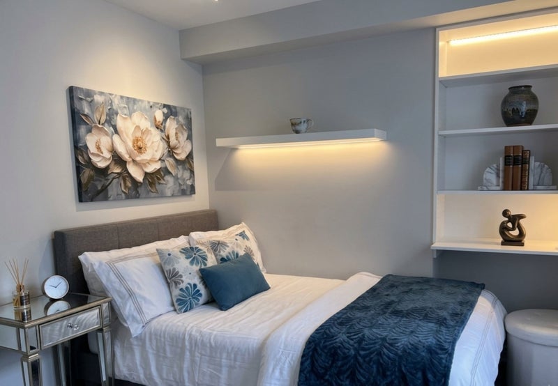 Flat Bristol Gardens in City of Westminster
