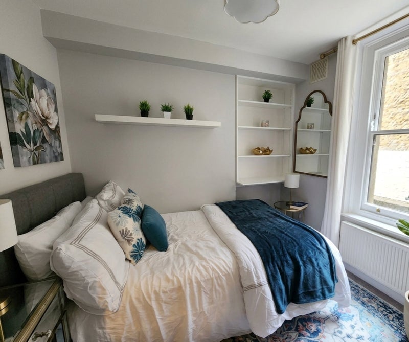 Flat Bristol Gardens in City of Westminster