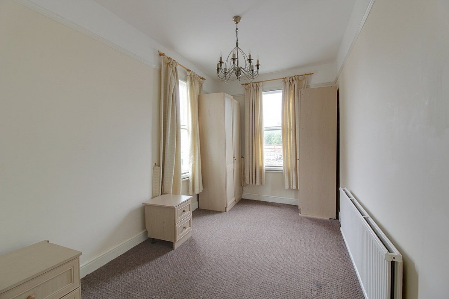 Flat Elderton Road in Southend-on-Sea