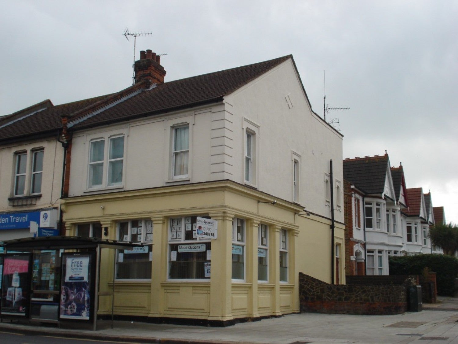 Flat Elderton Road in Southend-on-Sea