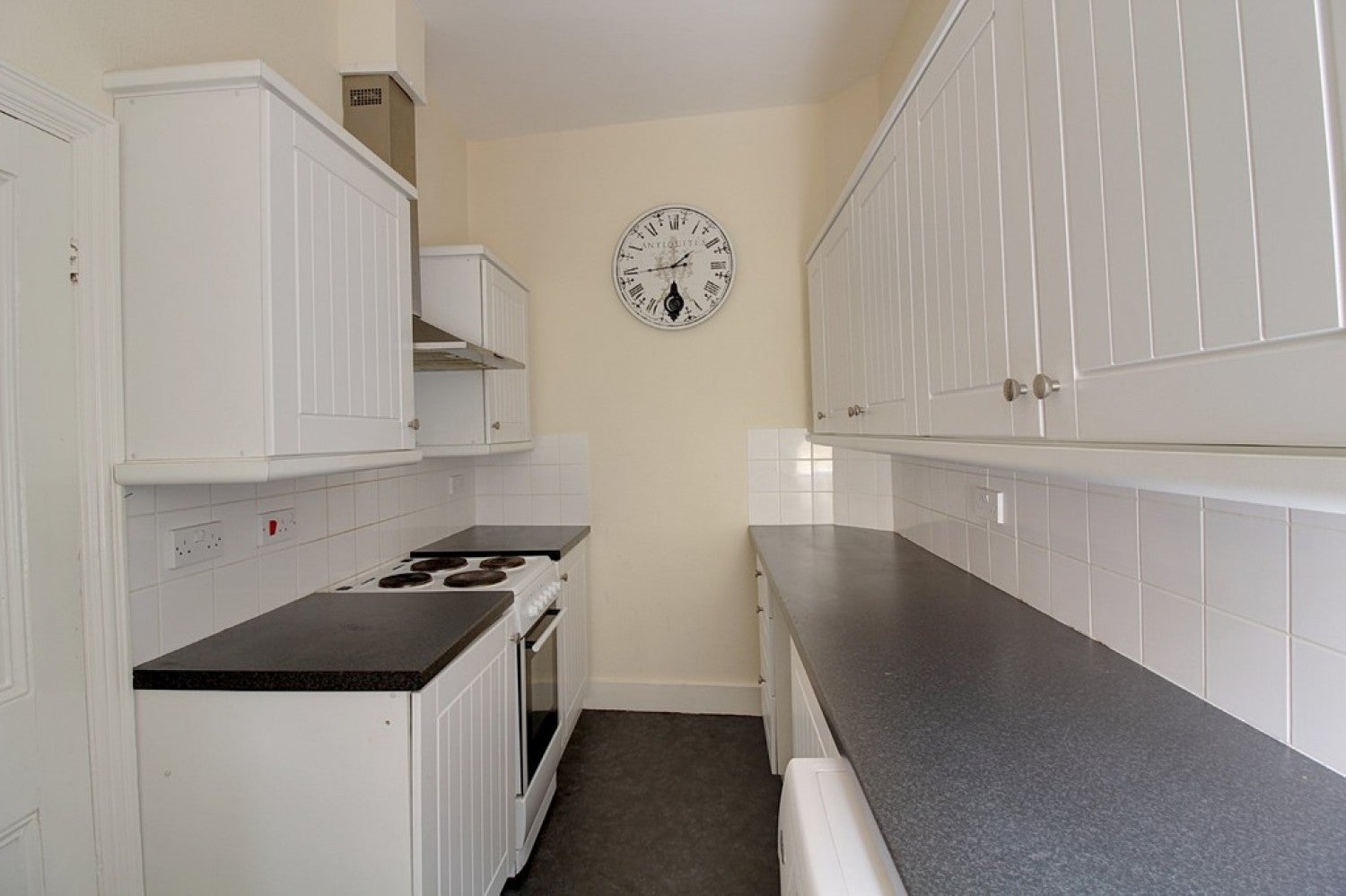 Flat Elderton Road in Southend-on-Sea