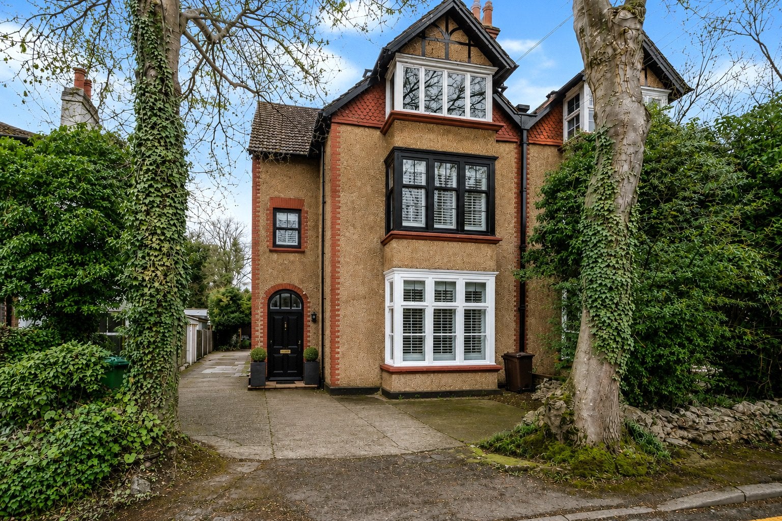 Flat Worple Road in Epsom and Ewell