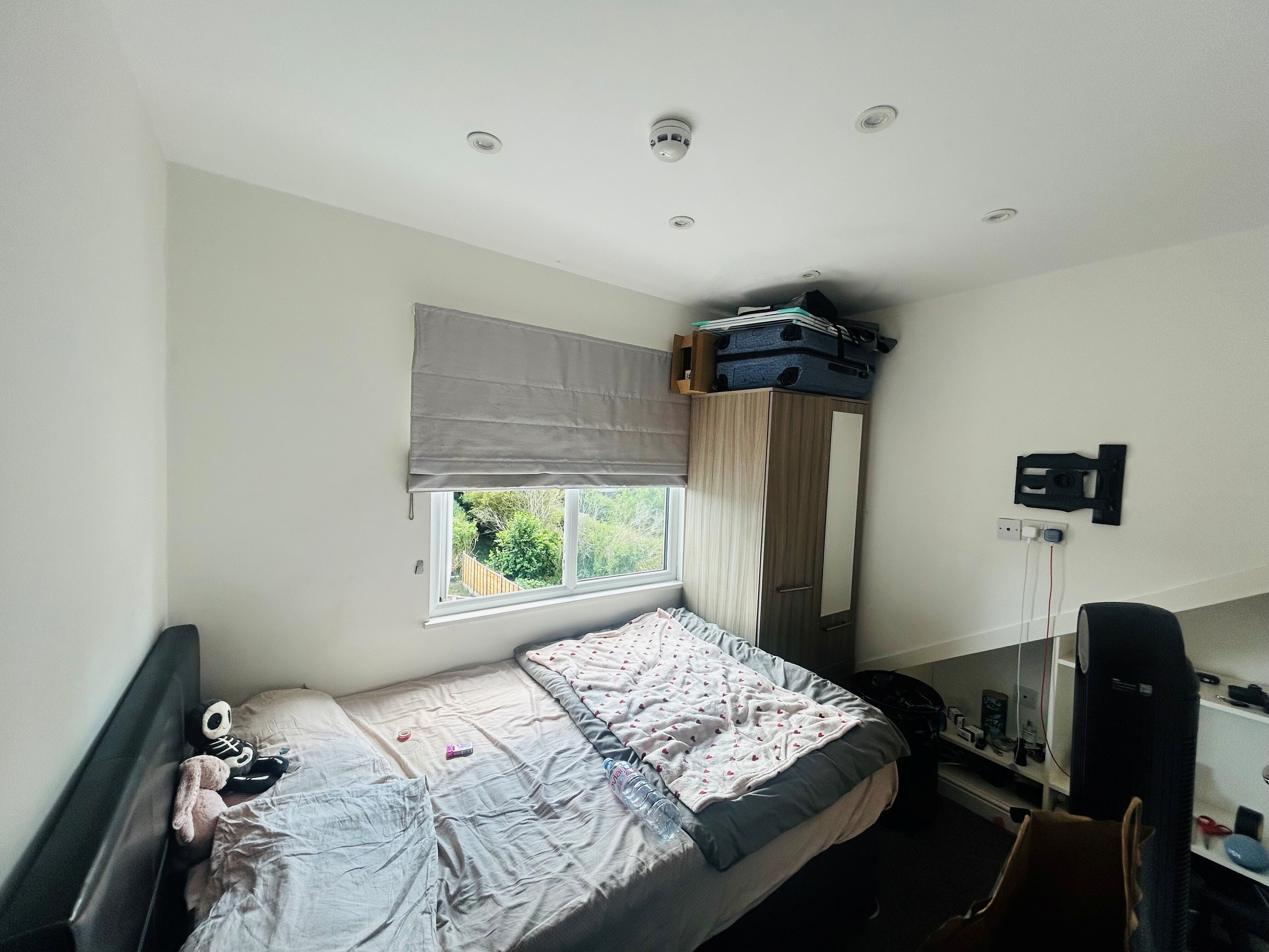 Room Francis Road in Birmingham