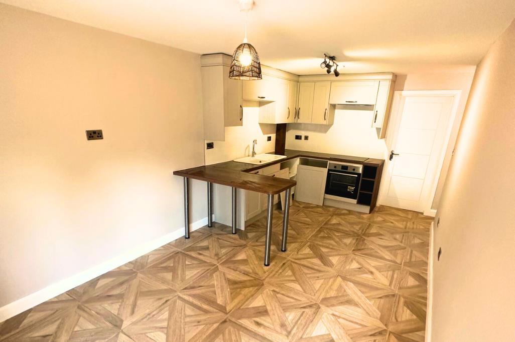 Flat Eastbrook Close in Woking