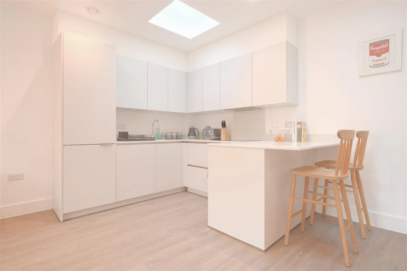 Flat Swanfield Road in Waltham Cross