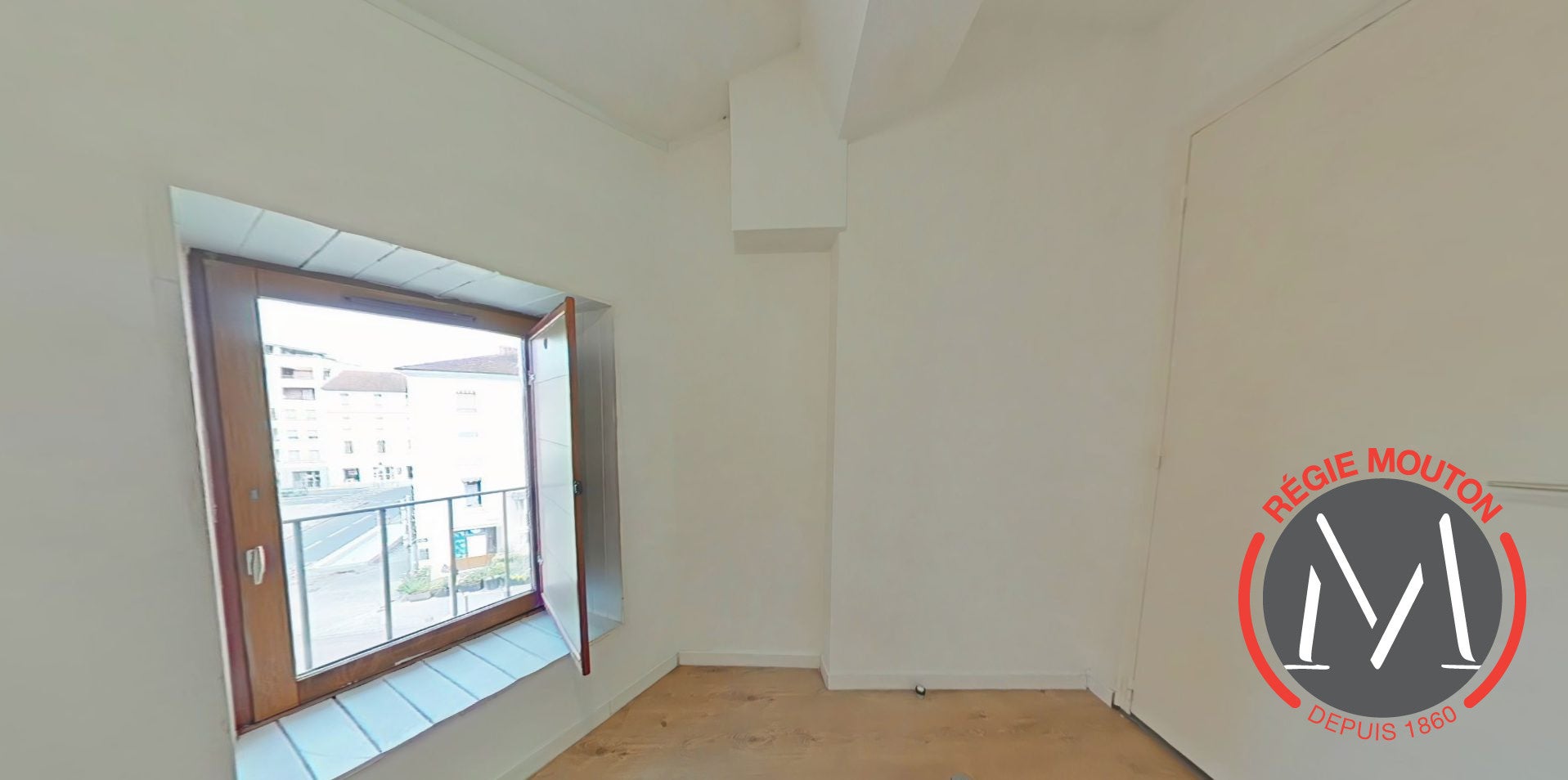 Flat Rue Pezant in Villefranche-sur-Saône