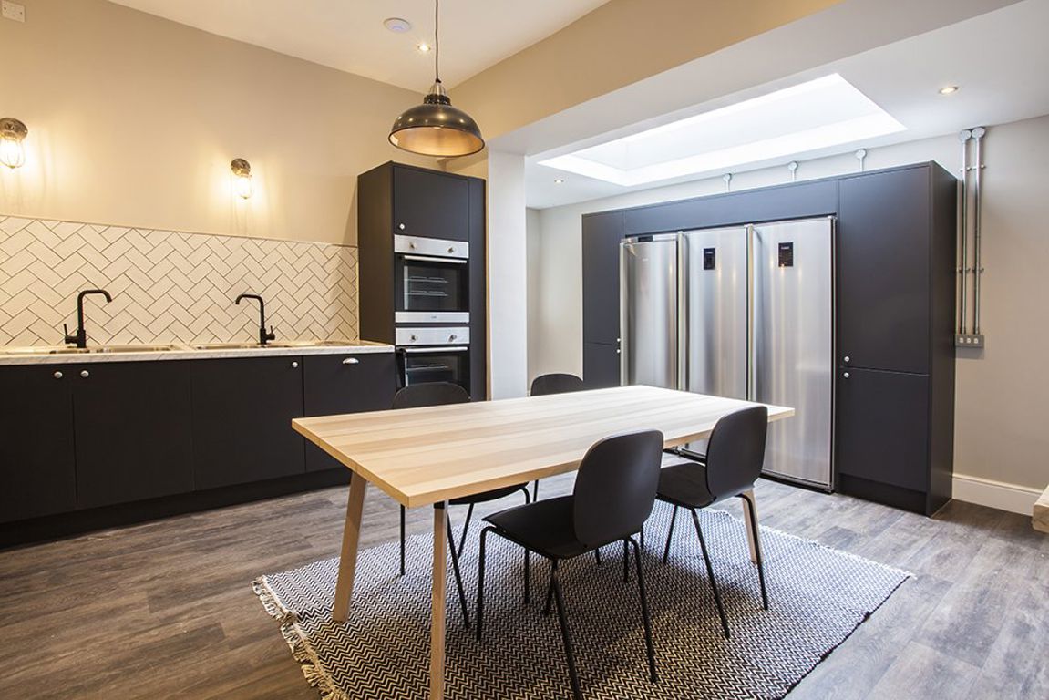Room King's Road in Harrogate