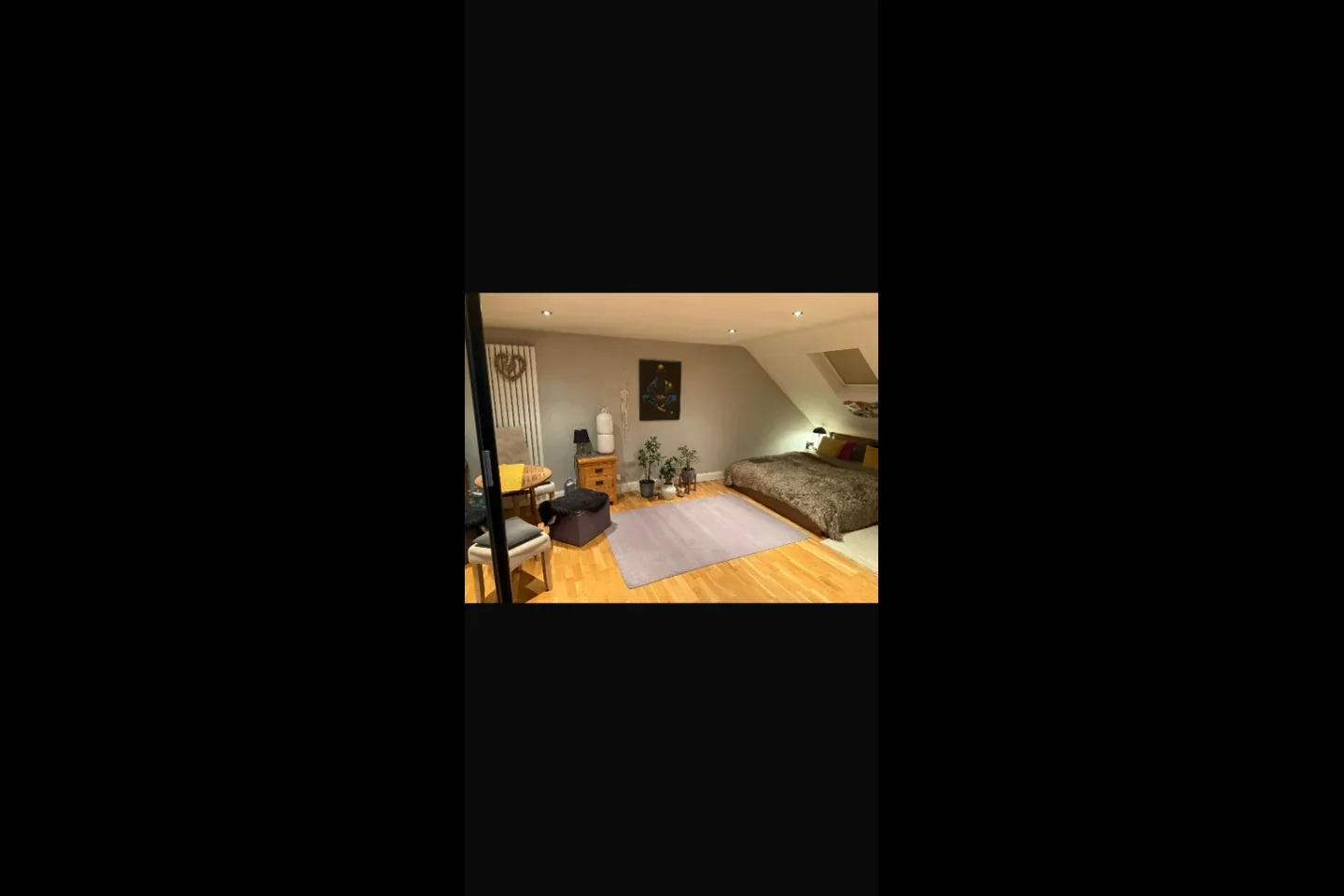 Room George Crescent in Greater London