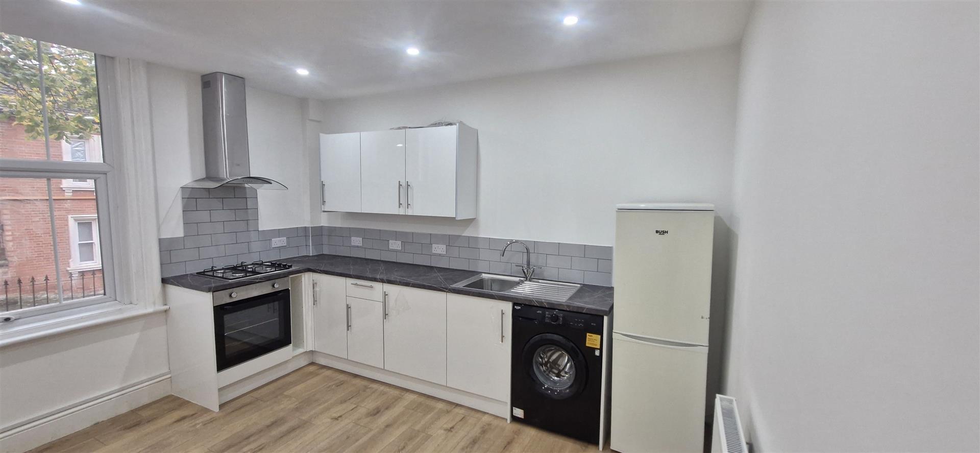 Room Annesley Grove in Nottingham