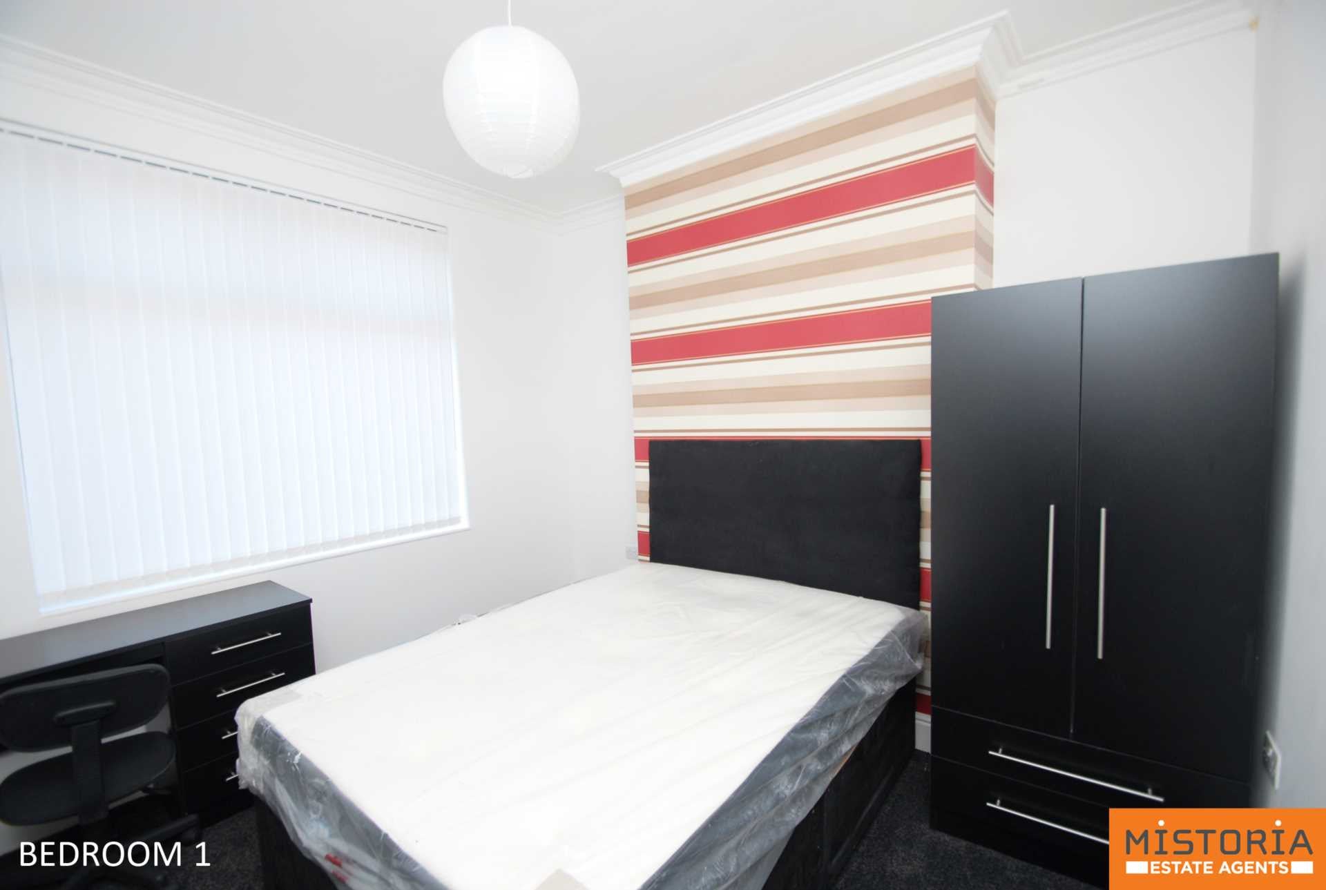 Room Molyneux Road in Liverpool