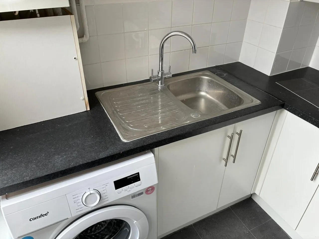 Flat Moor Street in Luton