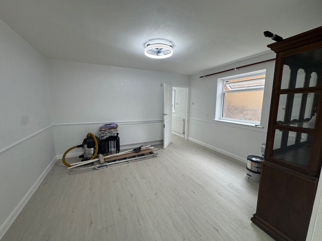 House Dagenham Road in Greater London