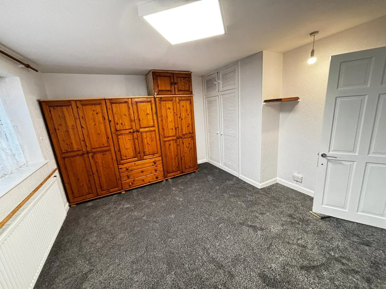 House Dagenham Road in Greater London