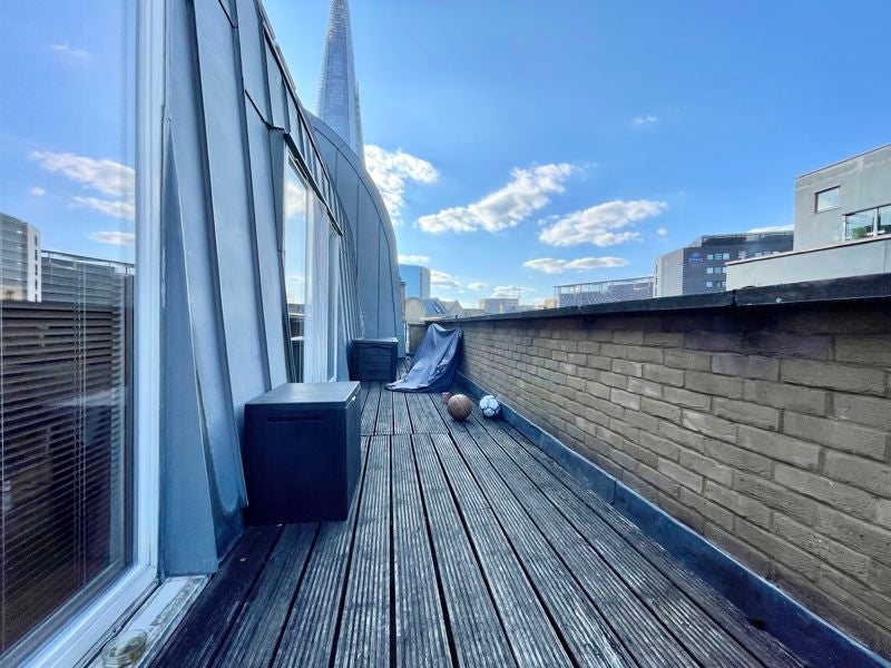 Flat Gibbons Rents in Greater London