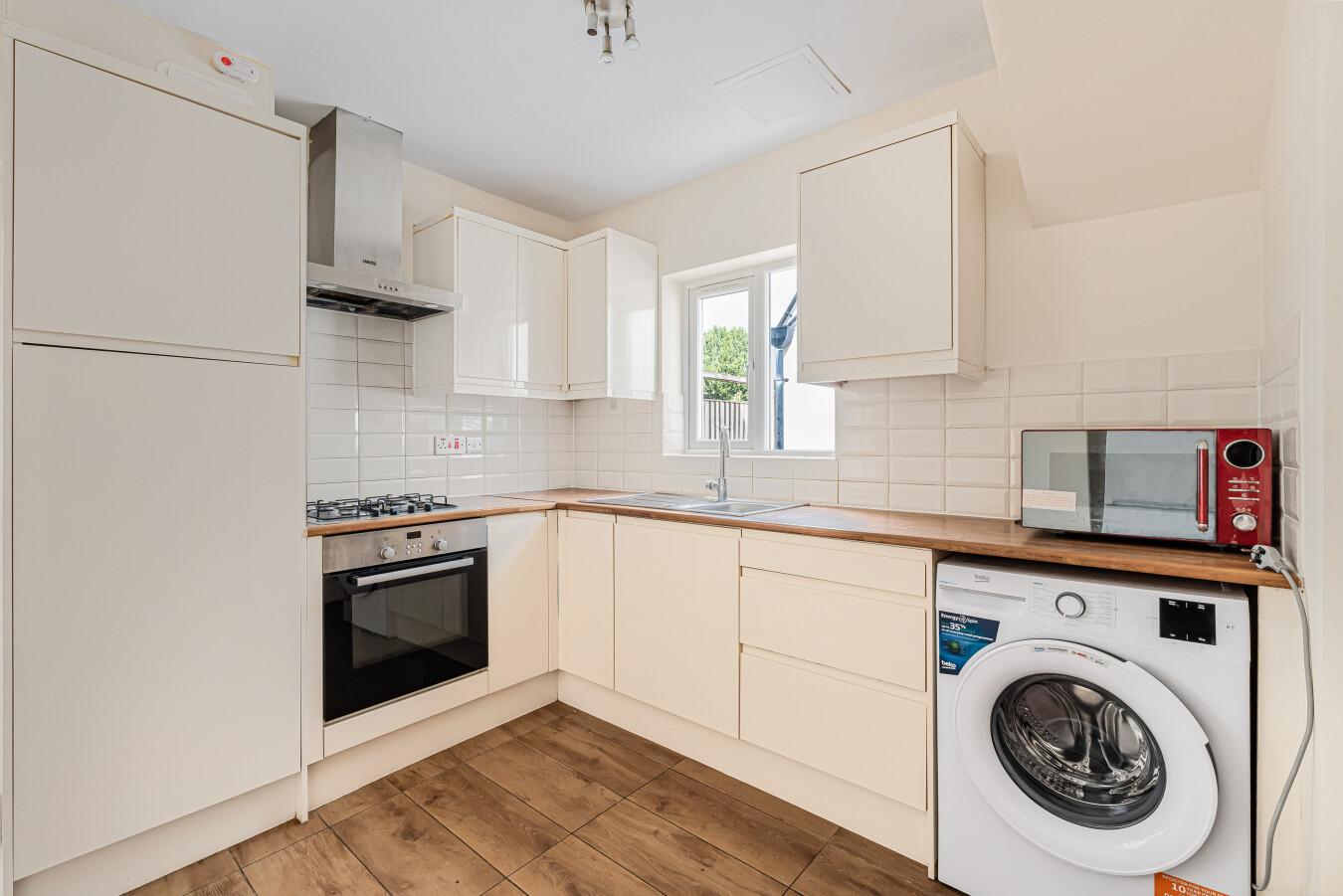 House Craven Close in Greater London
