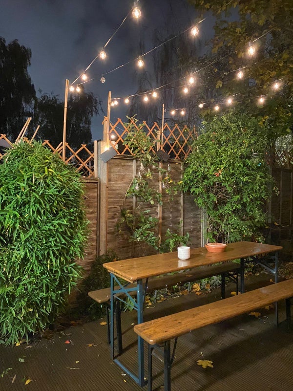 Flat Primrose Square in Greater London