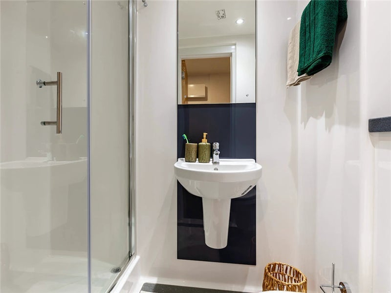 Room Whitelock Street in Leeds