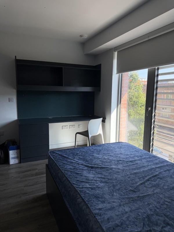 Room Whitelock Street in Leeds
