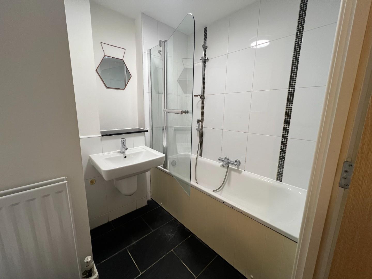 Flat Mortimer Square in Milton Keynes