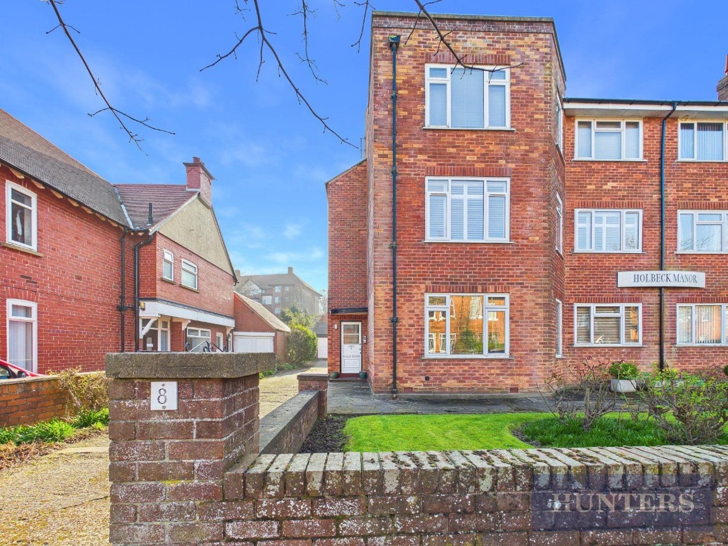 Flat Holbeck Avenue in Scarborough