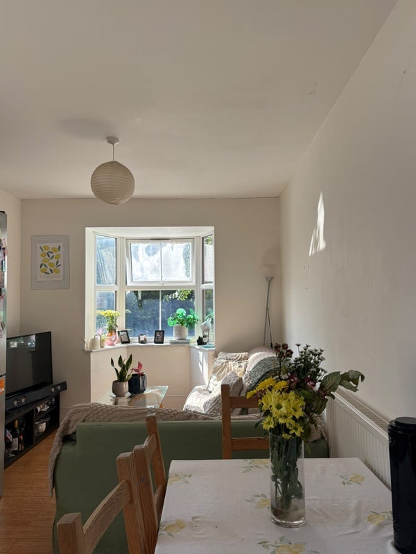 Room Wandsworth Road in Greater London